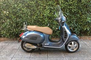 Vespa GTS 300