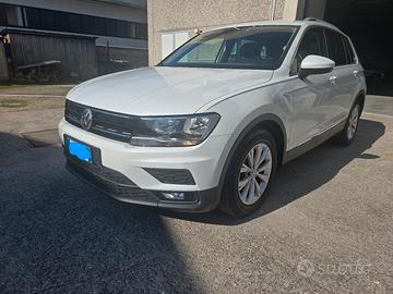 Volkswagen Tiguan 2.0 TDI SCR Business BlueMotion 