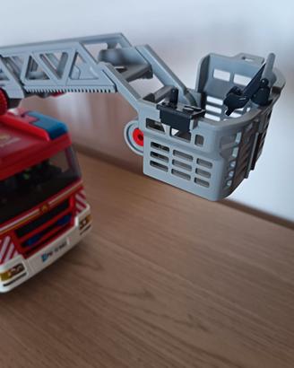 camion vigili del fuoco 