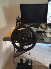 Volante e pedaliera T300 thrustmaster
