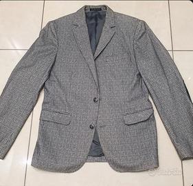 Elegante giacca Zara molto ben rifinita