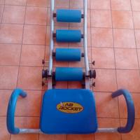 attrezzo per addominali 