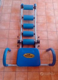 attrezzo per addominali 