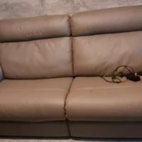 divano in pelle tortora 