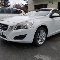 Volvo V60 D4 Summum