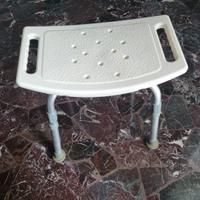 sgabello doccia per anziani