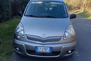 Toyota Yaris Verso 12/2005 1.3 Benzina 