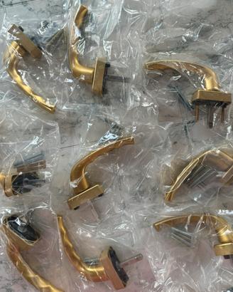 Maniglie per porte finestre marca Serbaplast