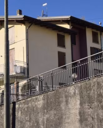 Immobile in asta di 73 m² con 2 locali e box auto 