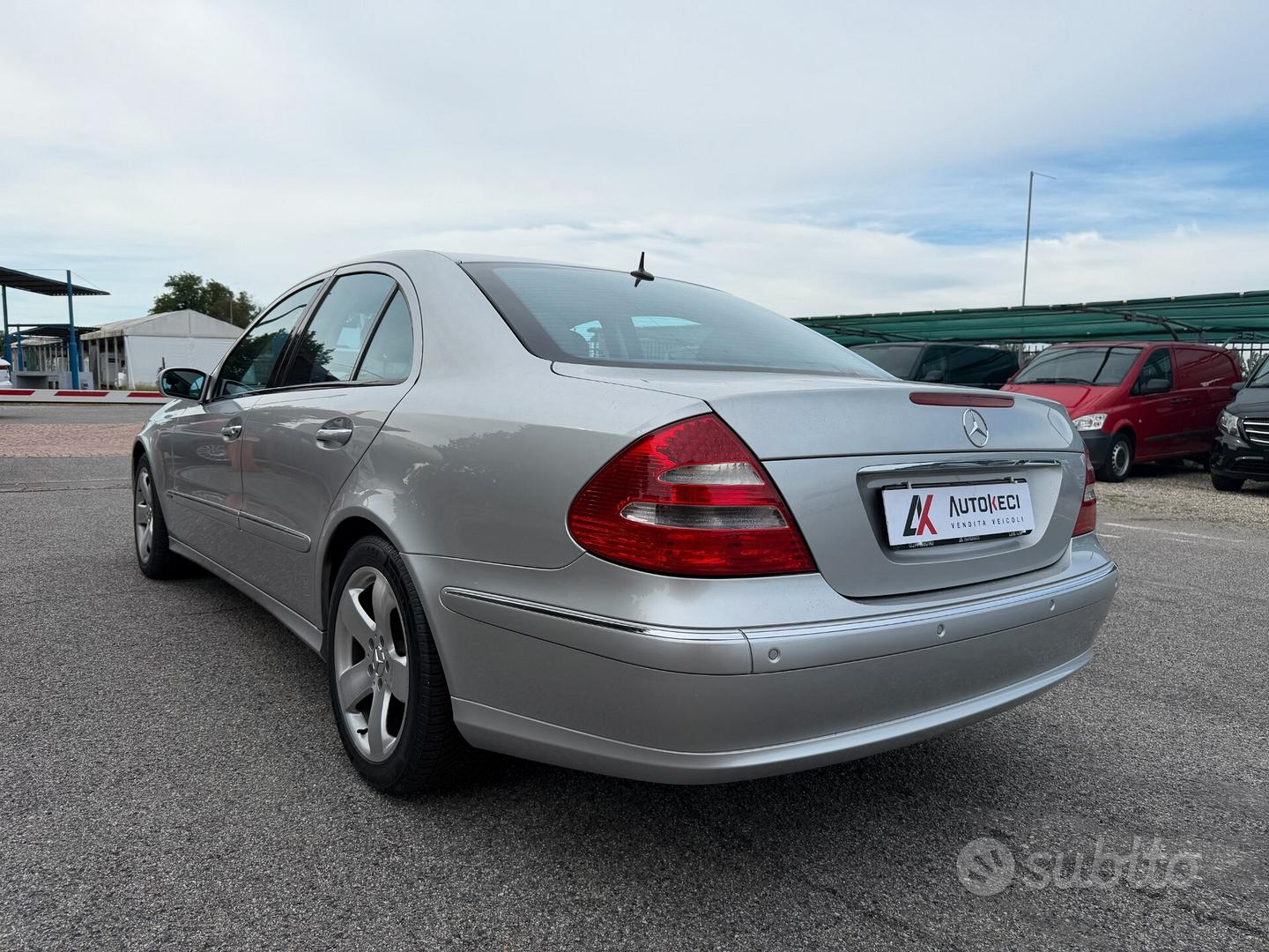Mercedes-Benz E 400 2003 photo 2
