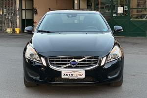Volvo V60 D5 Geartronic Momentum 2012
