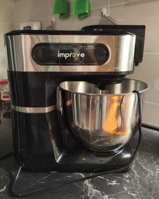 impastatrice nuova e frigo combinato funzionanti