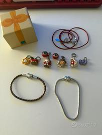 Ciondoli collana e bracciali Thun set completo