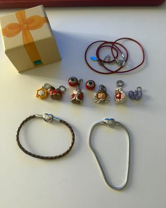 Ciondoli collana e bracciali Thun set completo