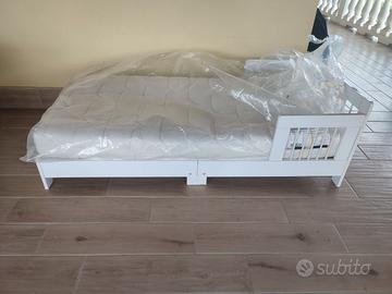 Lettino montessoriano KidKraft 76247 con materasso