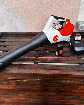 Soffiatore STIHL BGA 30 + 2 batterie