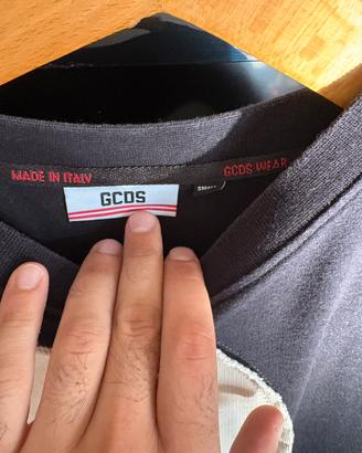 T-shirt nera GCDS