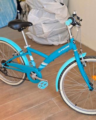 Bicicletta ragazzina