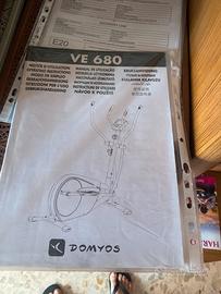 Attrezzo per sport tipo cyclette