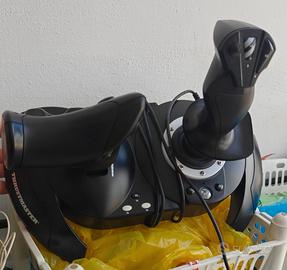 Thrustmaster T.Flight Hotas One - Joystick e Manet