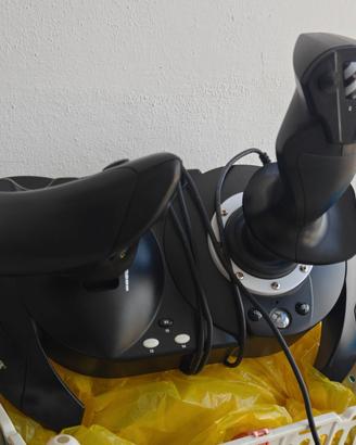 Thrustmaster T.Flight Hotas One - Joystick e Manet