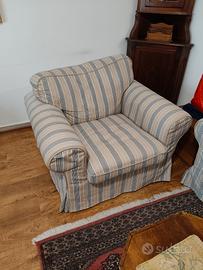 divano e poltrona semi nuovi