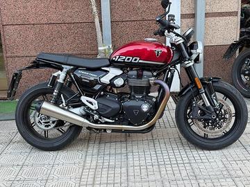 Triumph Speed Twin 1200 Tua a soli 110€ al mese