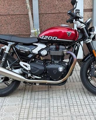 Triumph Speed Twin 1200 Tua a soli 110€ al mese