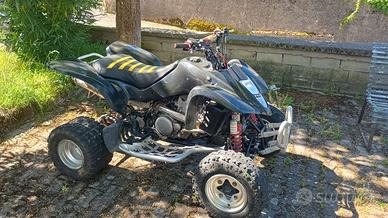 Quad Suzuki LTZ 400