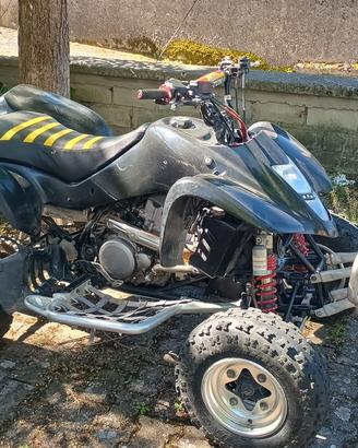 Quad Suzuki LTZ 400