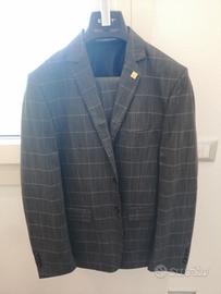 Vestito, giacca e pantalone 