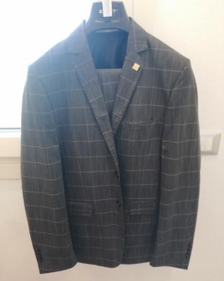 Vestito, giacca e pantalone 