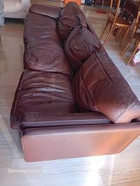 divano in pelle Frau