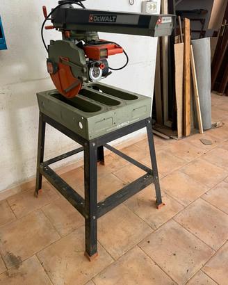 Sega radiale DEWALT 1251