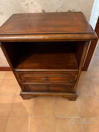 Comodini camera da letto + poltroncina