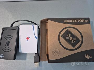 LETTORE PER SMART CARD BIT 4 ID NUOVO