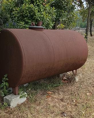serbatoio 2000 litri