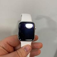 Apple Watch Series 4 silver 44mm - 4876
