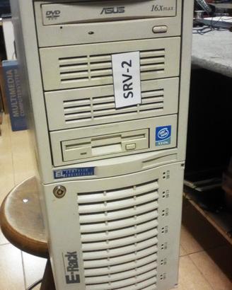 Server Intel Xeon E4 - 6Hard Disk