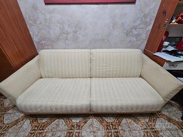 Divano letto matrimoniale 