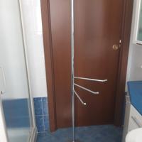 Piantana per accappatoi acciaio e accessorio pe