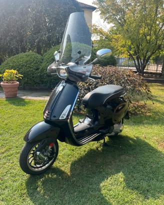 Vespa Sprint 125