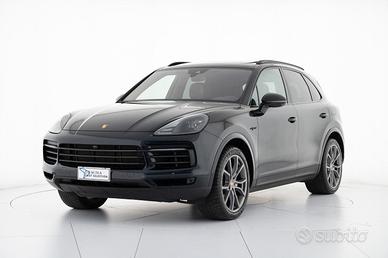 Porsche Cayenne 3.0 V6 E-Hybrid Platinum Edition