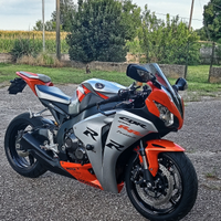 Honda CBR 1000 RR fireblade 2010 con 37.000