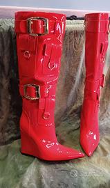 Stivali alti da donna rossi - moda