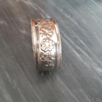 Bracciale  rigido  placcato  argento 