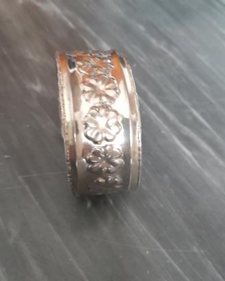 Bracciale  rigido  placcato  argento 