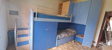 Letto a castello con 3 posti 