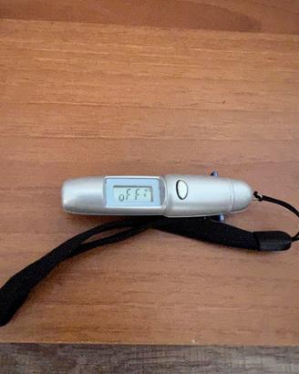 Mini termometro a infrarossi digitale