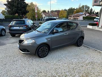 LANCIA Ypsilon 1.2 5 porte GPL Ecochic NEOPATENT